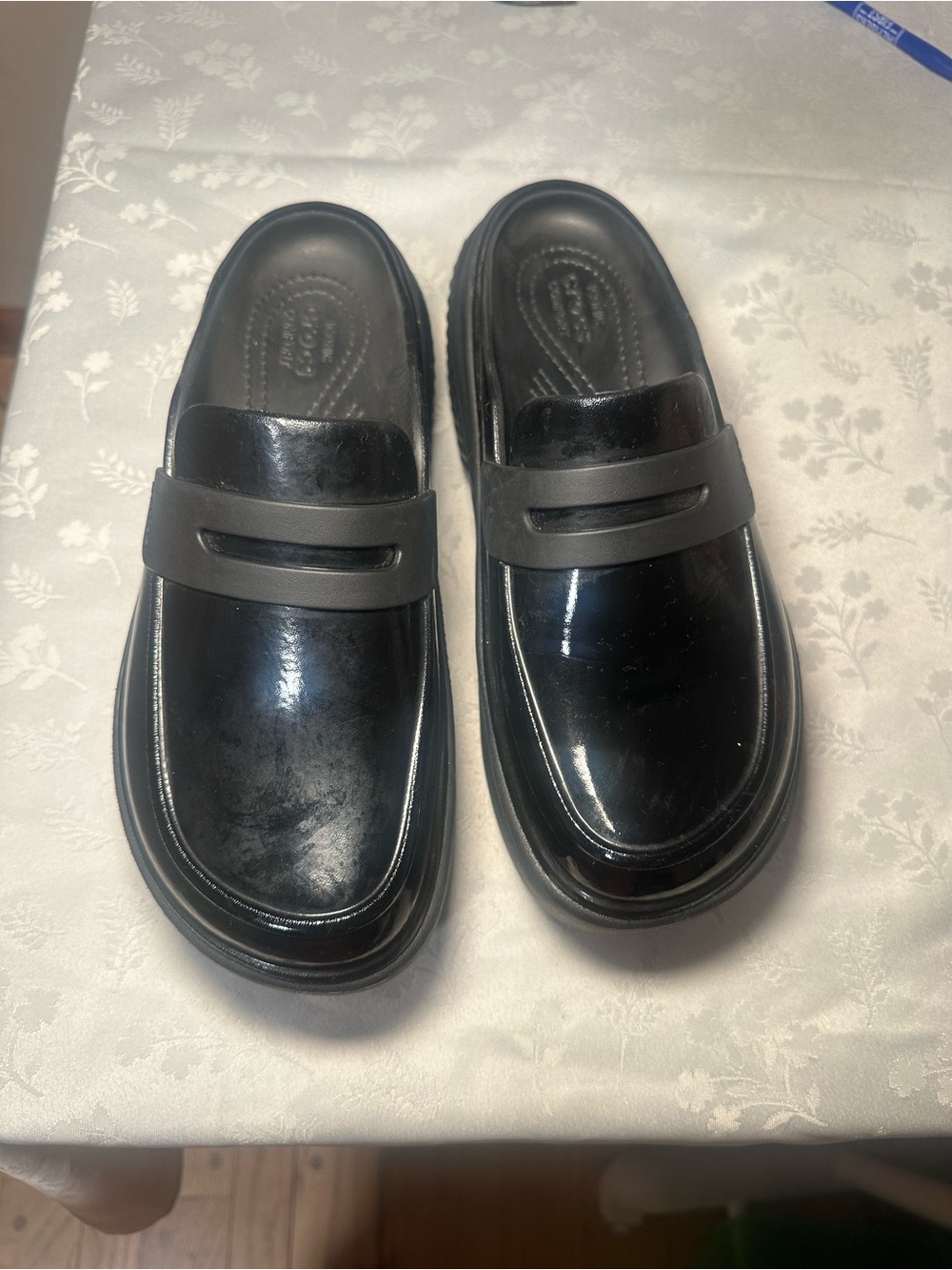 CROCS Women's Black Patent Loafer Flats
